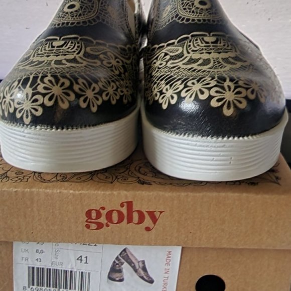 GOBY Chocolate/Cream Henna Scroll Slip-On Sneakers - Picture 4 of 13
